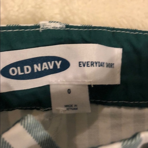 Old Navy Green and White Stripe Shorts - Picture 3 of 6